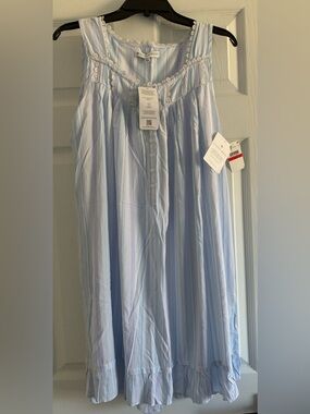 Eileen West Light Blue and White Striped Cotton Nightgown XS